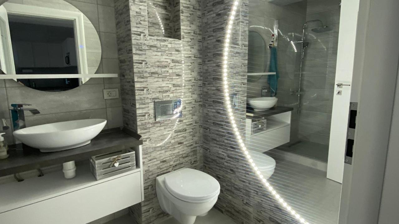 La Malul Marii Apartment Navodari Luaran gambar